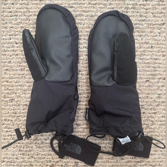 NWOT The North Face Gloves | Black | Small - Picture 4 of 6